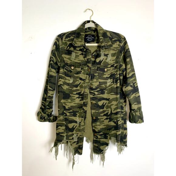 Womens Distressed Denim Jean Jacket Fall Cotton Camo Size Small Cottage Edgy - Picture 1 of 10